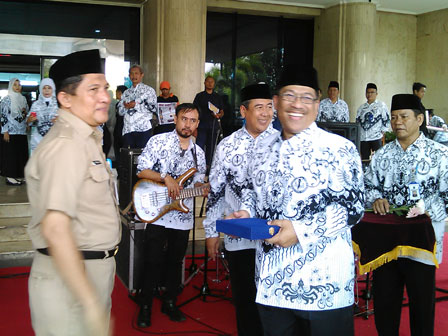 Pencarian PGRI Samosir - Persatuan Guru Republik Indonesia Cabang Samosir